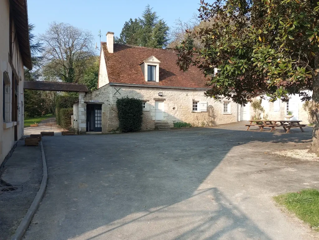 Le Gîte de Charles – Domaine de la Pinière